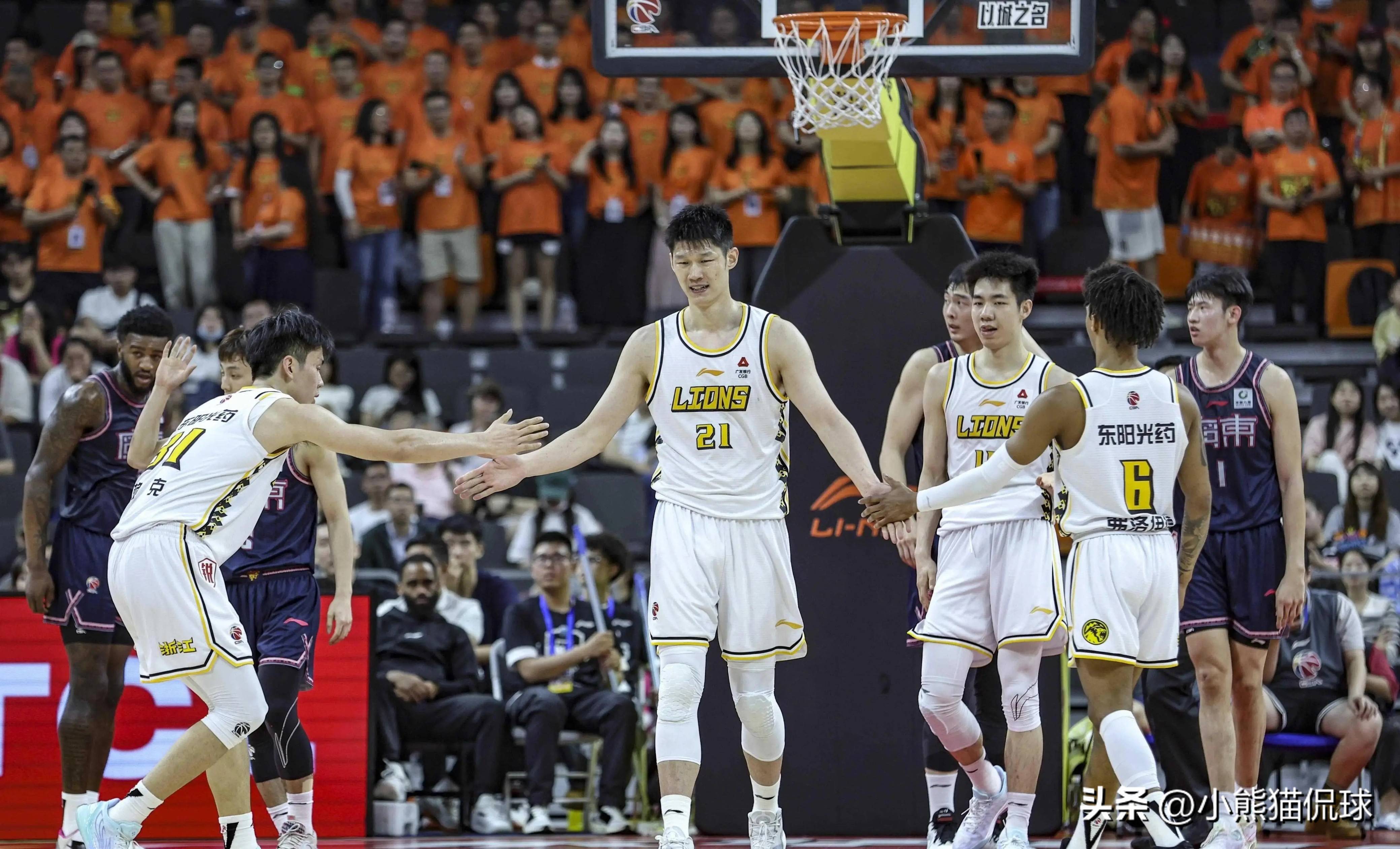 熊猫体育-广厦男篮内部会议纪要流出:转会期止住颓势,德国杯使命明确,球队文化被再次提及的简单介绍