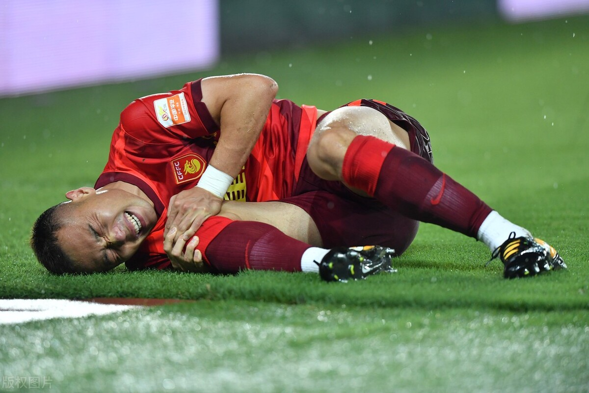 PANDA-败北引发热议!,Ning在SKT比赛中持续失利引发球迷热议(skt战败)