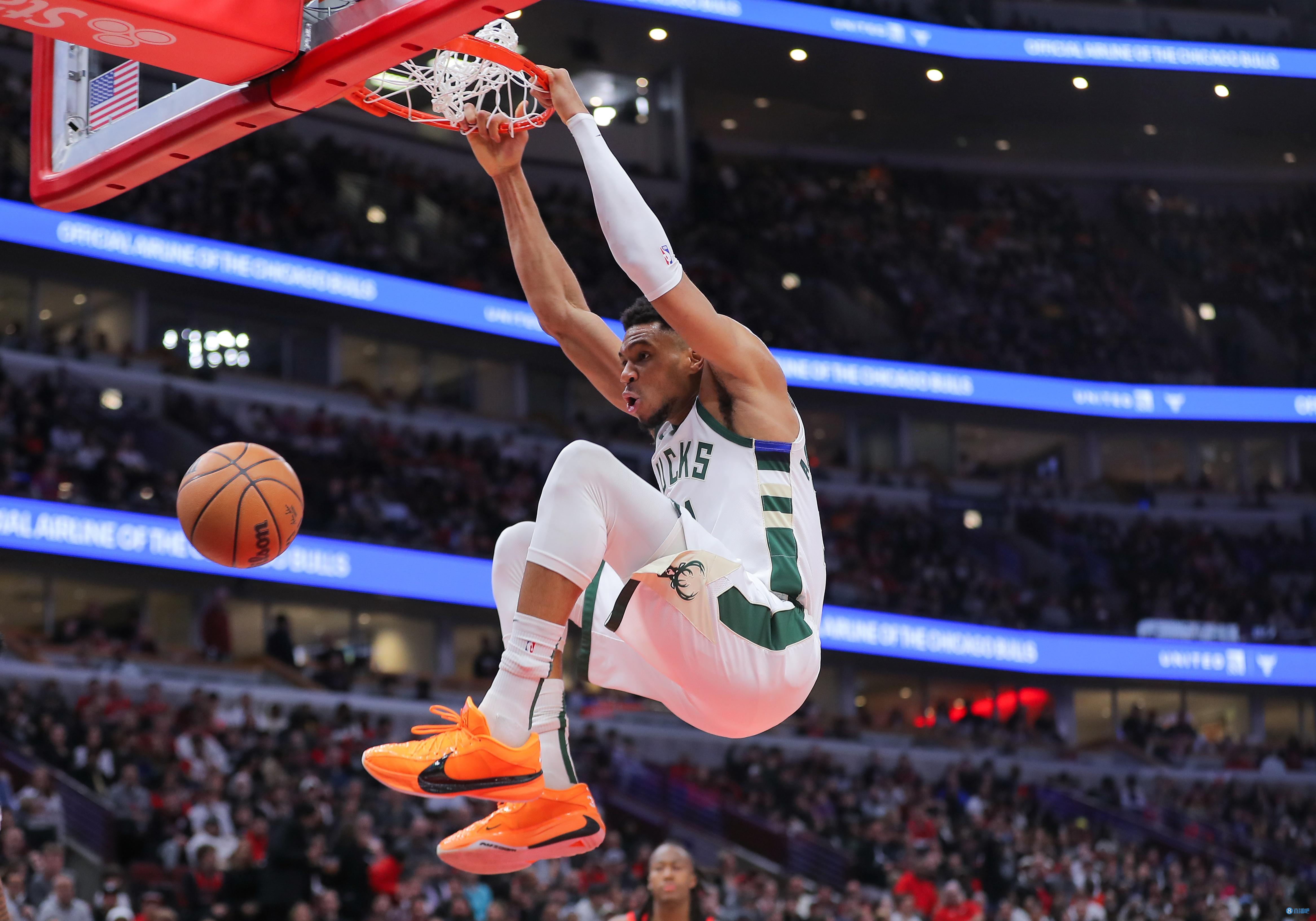 PANDA-包含字母哥迎来三赛季高光表现，西班牙队球迷沸腾！的词条